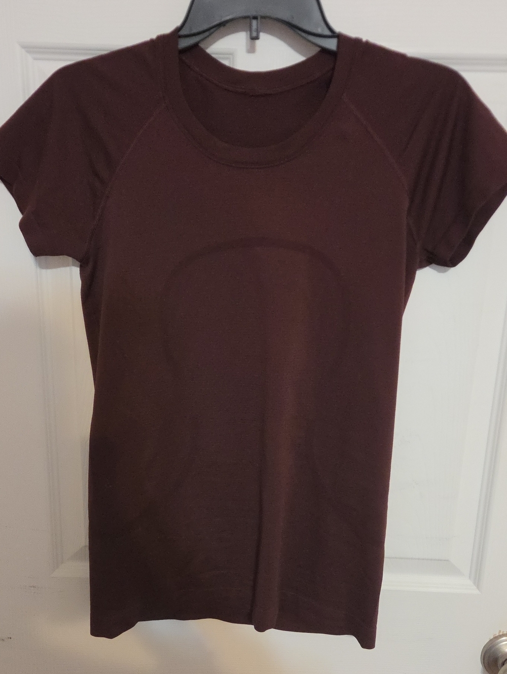 lululemon athletica  Swiftly Tech Short Sleeve Crewneck Top - Deep Brown Maroom
